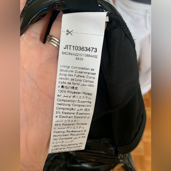 Men’s holographic zipper fly PU leather pants - Picture 8 of 10